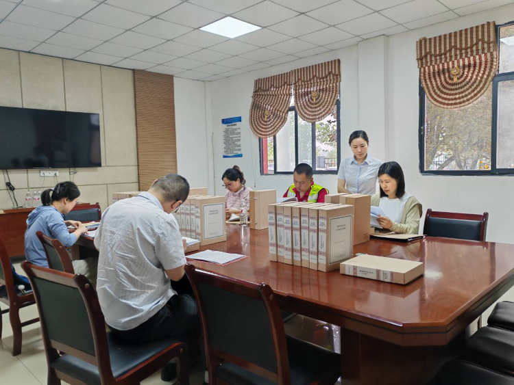 2.考核信息照片（朱雪飞）.png